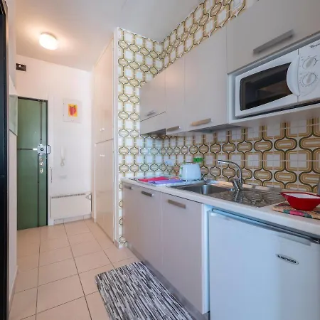 アパート Mimose Little House ミザーノ・アドリアーティコ